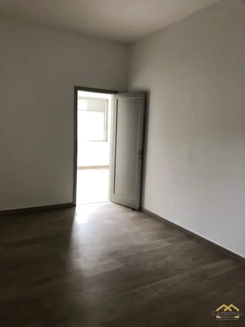 Sala Comercial para alugar, 110m2 em Centro, Jundiai - SP - imagem 3 Foto 3 de Sala Comercial para alugar, 110m2 em Centro, Jundiai - SP