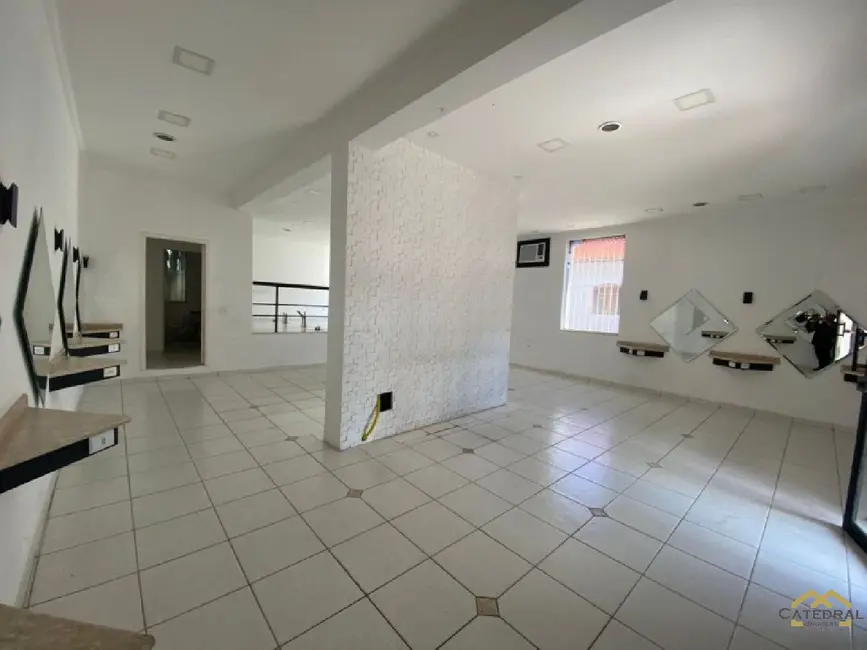 Foto 1 de Sala Comercial à venda, 484m2 em Jardim Ana Maria, Jundiai - SP
