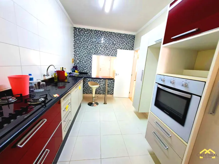 Casa de Condomínio com 3 quartos para alugar, 120m2 em Jardim Florestal, Jundiai - SP - imagem 4 Foto 4 de Casa de Condomínio com 3 quartos para alugar, 120m2 em Jardim Florestal, Jundiai - SP