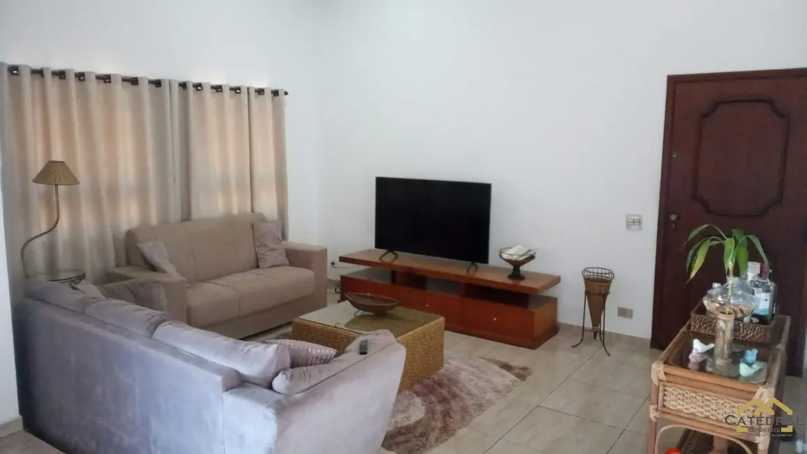 Foto 4 de Casa com 3 quartos à venda, 287m2 em Jardim Salessi, Itatiba - SP
