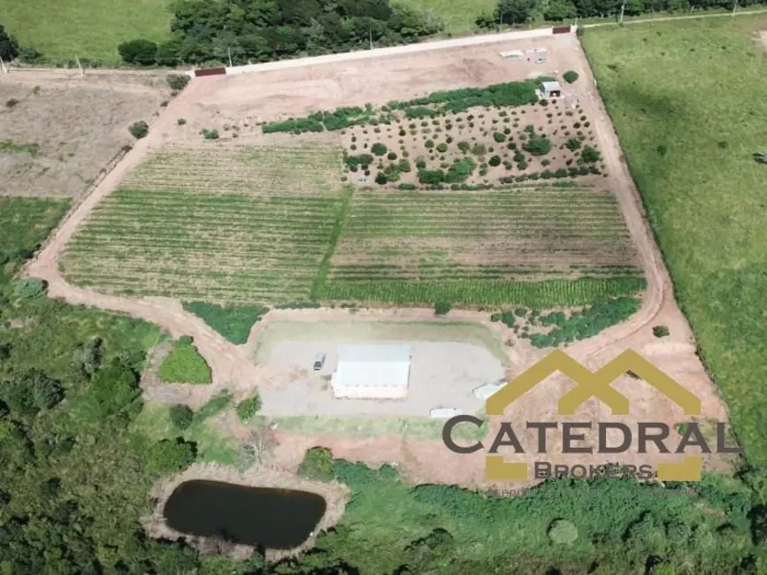 Foto 4 de Sítio / Rancho à venda, 180m2 em Jarinu - SP
