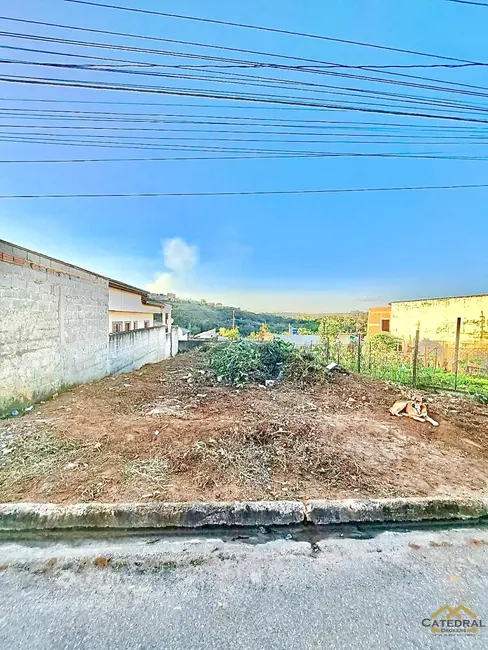 Foto 2 de Terreno / Lote à venda, 250m2 em Jarinu - SP