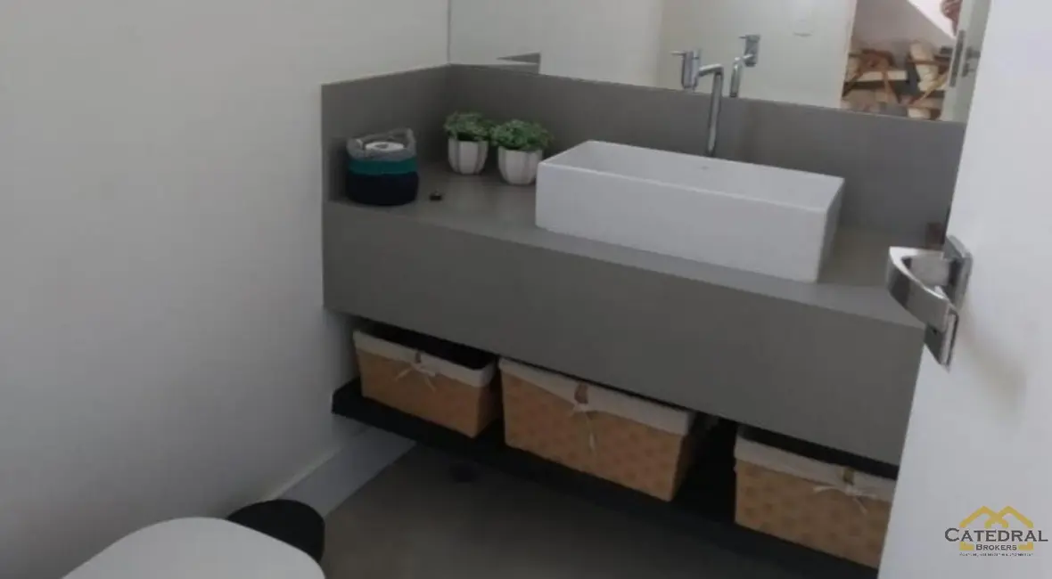 Foto 9 de Sobrado com 3 quartos à venda, 247m2 em Pau Arcado, Campo Limpo Paulista - SP