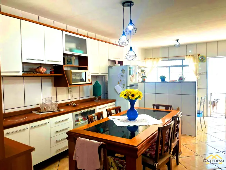 Foto 3 de Casa com 2 quartos à venda, 264m2 em Retiro, Jundiai - SP