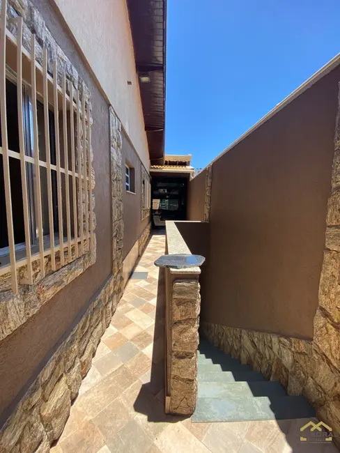 Foto 6 de Sobrado com 3 quartos à venda, 320m2 em Vila Aparecida, Jundiai - SP