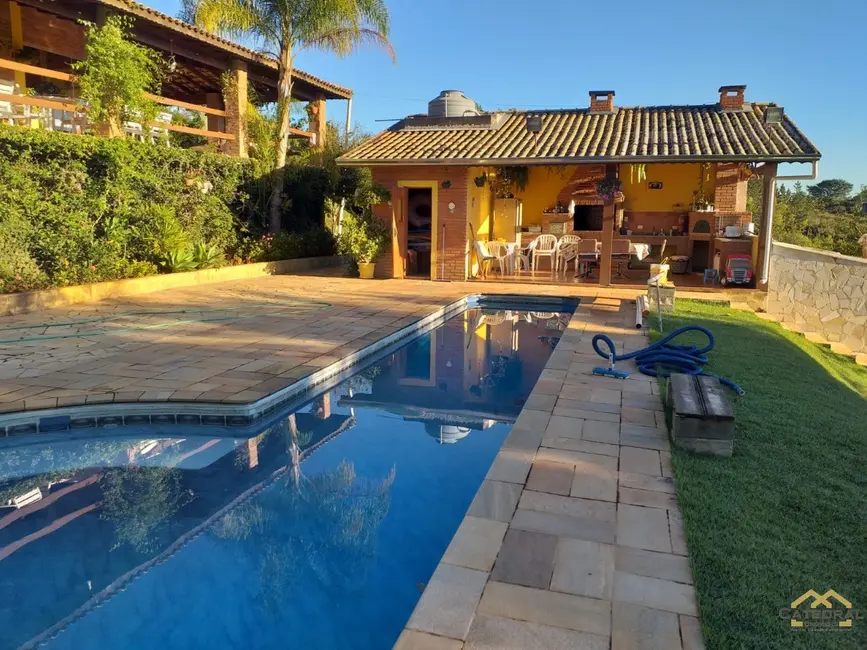 Foto 2 de Chácara com 2 quartos à venda, 200m2 em Jarinu - SP