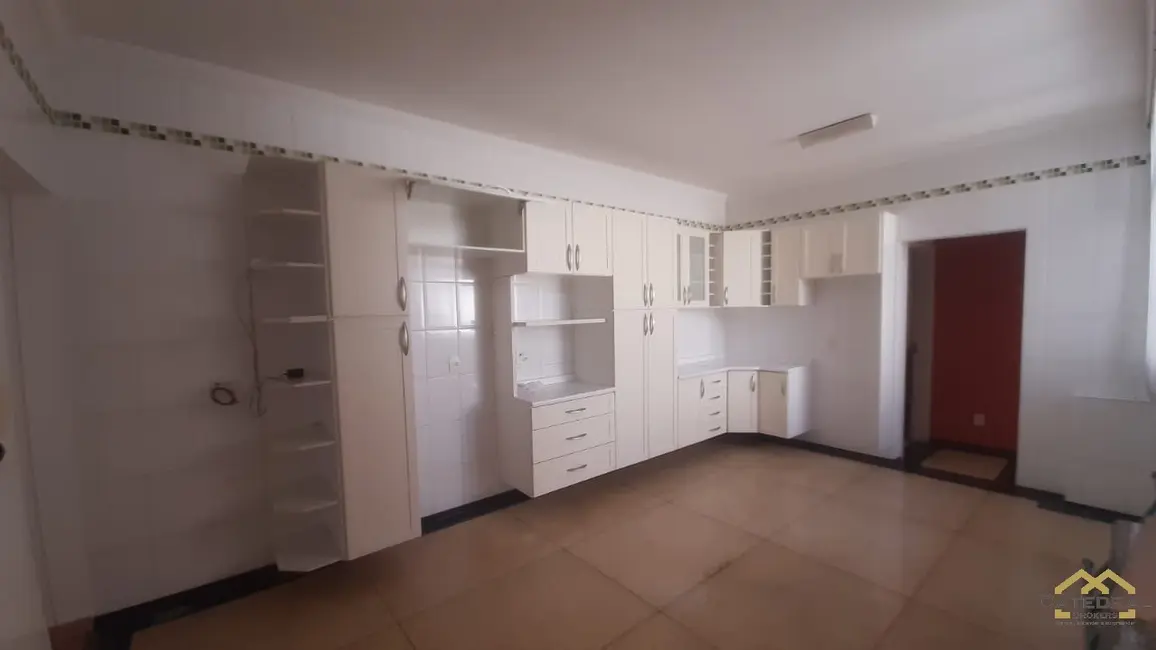 Casa com 3 quartos para alugar, 169m2 em Ponte de São João, Jundiai - SP - imagem 7 Foto 7 de Casa com 3 quartos para alugar, 169m2 em Ponte de São João, Jundiai - SP