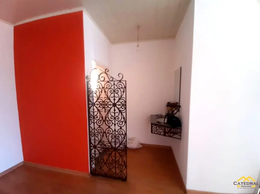 Casa com 3 quartos para alugar, 169m2 em Ponte de São João, Jundiai - SP - imagem 4 Foto 4 de Casa com 3 quartos para alugar, 169m2 em Ponte de São João, Jundiai - SP