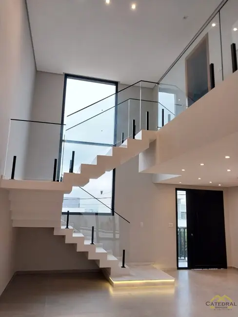 Foto 3 de Sobrado com 3 quartos à venda, 253m2 em Jardim Ermida I, Jundiai - SP