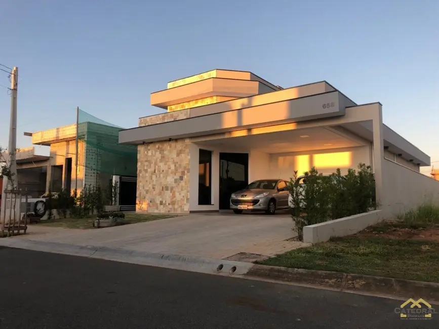 Casa de Condomínio com 3 quartos à venda, 300m2 em Itupeva - SP - imagem 1 Foto 1 de Casa de Condomínio com 3 quartos à venda, 300m2 em Itupeva - SP