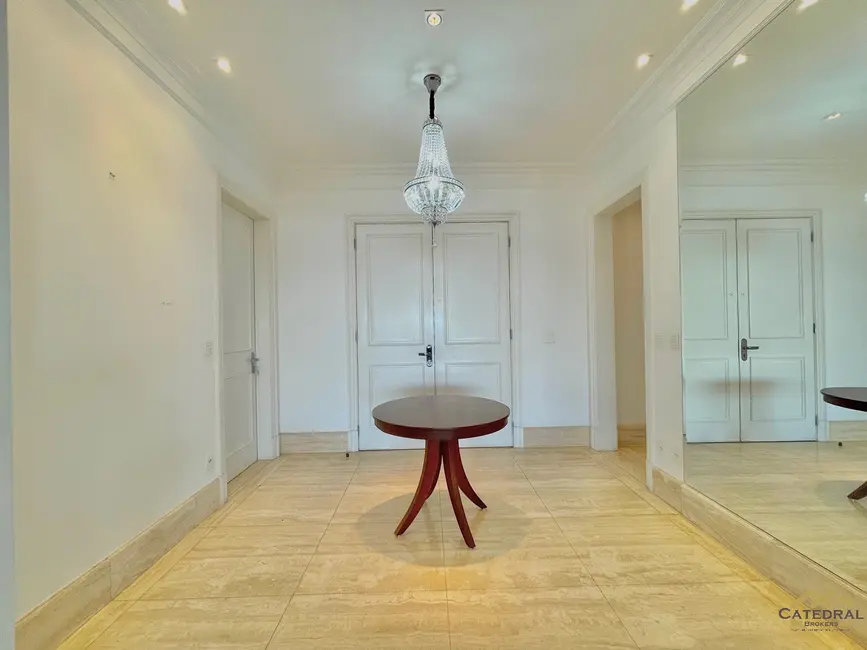 Apartamento com 5 quartos à venda, 511m2 em Jardim Europa, São Paulo - SP - imagem 5 Foto 5 de Apartamento com 5 quartos à venda, 511m2 em Jardim Europa, São Paulo - SP