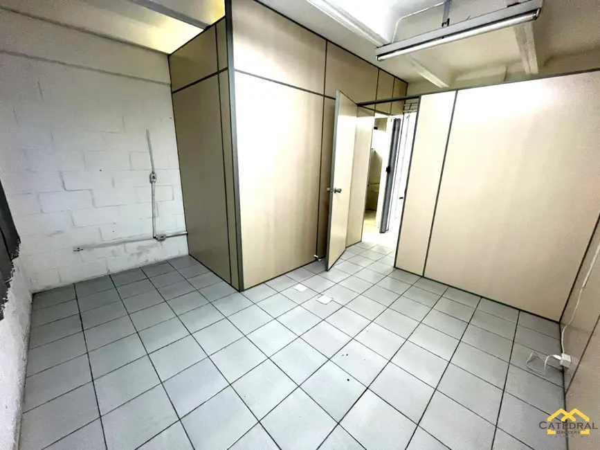 Sala Comercial para alugar, 55m2 em Anhangabaú, Jundiai - SP - imagem 6 Foto 6 de Sala Comercial para alugar, 55m2 em Anhangabaú, Jundiai - SP