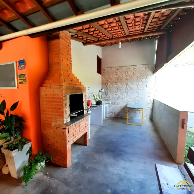 Foto 5 de Sítio / Rancho com 5 quartos à venda, 300m2 em Bairro da Aparecidinha, Itatiba - SP