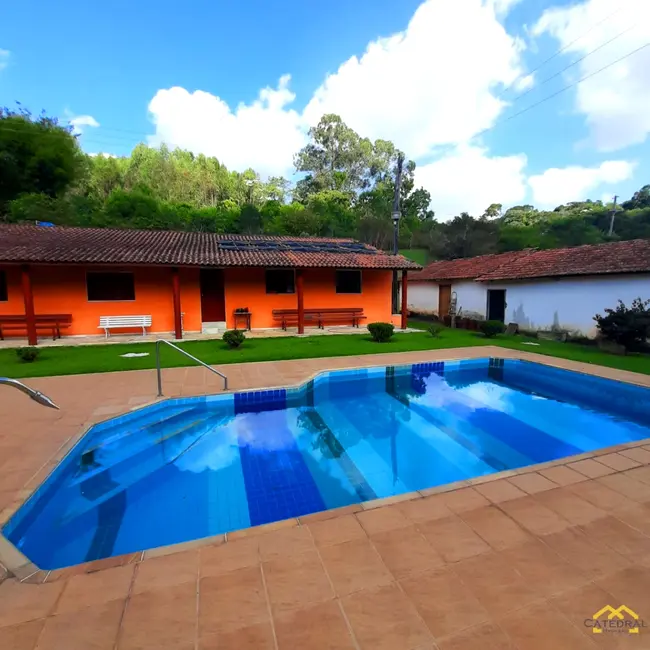 Foto 1 de Sítio / Rancho com 5 quartos à venda, 300m2 em Bairro da Aparecidinha, Itatiba - SP