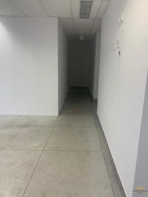 Foto 6 de Sala Comercial para alugar, 203m2 em Anhangabaú, Jundiai - SP