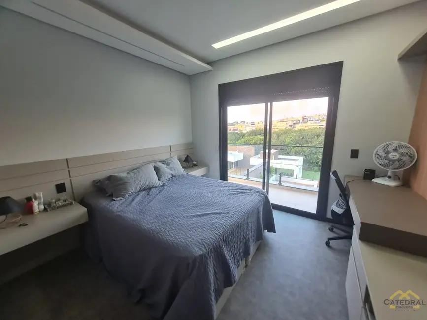 Casa de Condomínio com 3 quartos à venda, 250m2 em Jardim Novo Mundo, Jundiai - SP - imagem 7 Foto 7 de Casa de Condomínio com 3 quartos à venda, 250m2 em Jardim Novo Mundo, Jundiai - SP