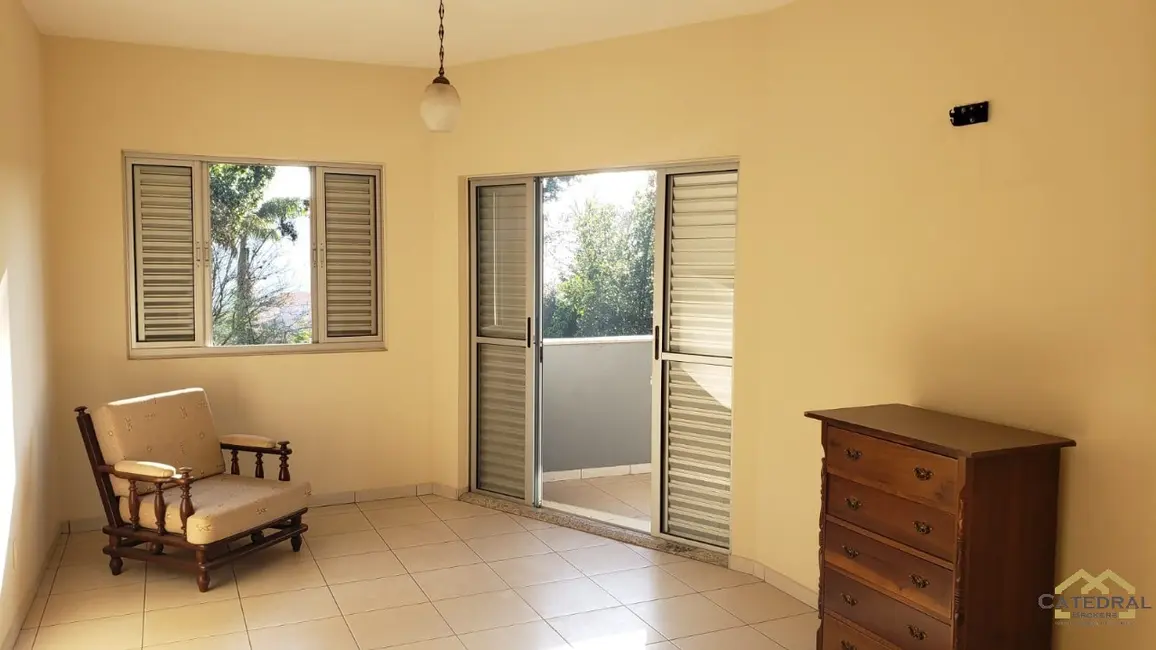 Chácara com 5 quartos à venda, 340m2 em Caxambu, Jundiai - SP - imagem 8 Foto 8 de Chácara com 5 quartos à venda, 340m2 em Caxambu, Jundiai - SP