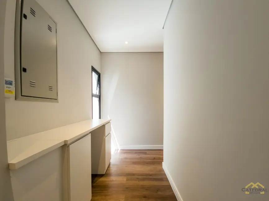 Casa de Condomínio com 3 quartos à venda, 292m2 em Recanto Quarto Centenário, Jundiai - SP - imagem 3 Foto 3 de Casa de Condomínio com 3 quartos à venda, 292m2 em Recanto Quarto Centenário, Jundiai - SP