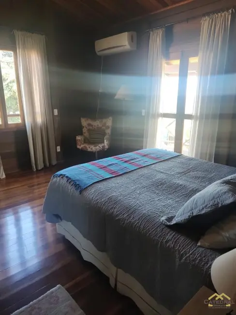 Foto 6 de Casa com 3 quartos à venda, 432m2 em Ville Saint James I, Campo Limpo Paulista - SP