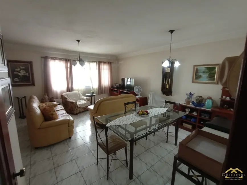 Casa com 3 quartos à venda, 209m2 em Jardim Planalto, Jundiai - SP - imagem 4 Foto 4 de Casa com 3 quartos à venda, 209m2 em Jardim Planalto, Jundiai - SP