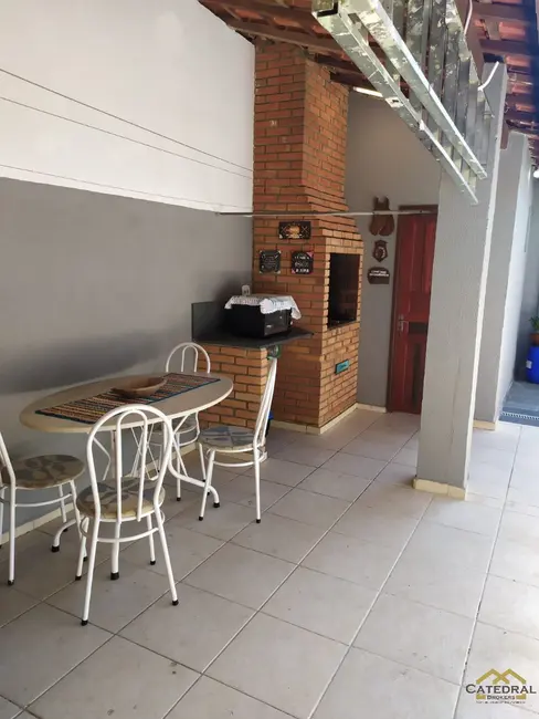 Foto 2 de Casa com 3 quartos à venda, 180m2 em Vila Nova Jundiainópolis, Jundiai - SP