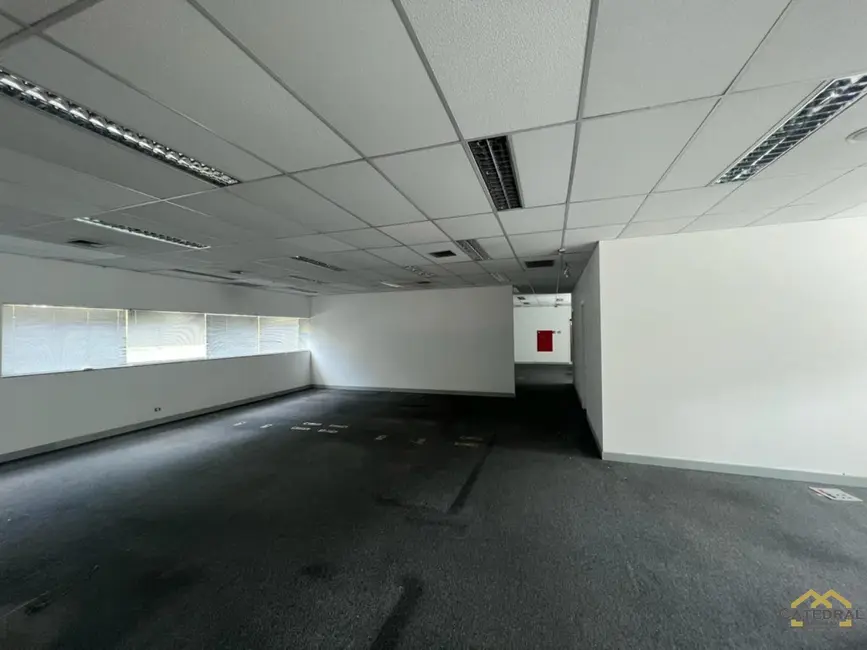 Foto 9 de Loja para alugar, 1000m2 em Chácara Urbana, Jundiai - SP