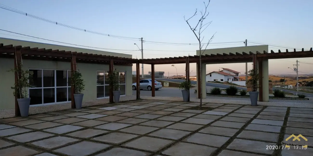 Foto 3 de Terreno / Lote à venda, 430m2 em Itatiba - SP