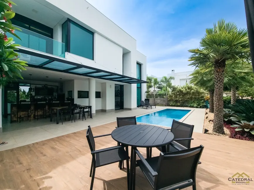 Foto 1 de Casa de Condomínio com 3 quartos à venda, 330m2 em Horto Florestal, Jundiai - SP