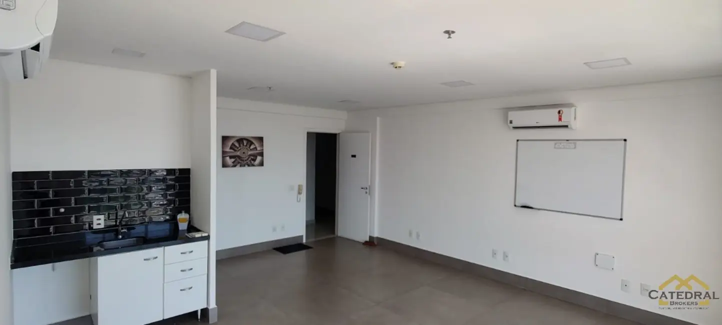 Sala Comercial para alugar, 46m2 em Vila Arens I, Jundiai - SP - imagem 5 Foto 5 de Sala Comercial para alugar, 46m2 em Vila Arens I, Jundiai - SP