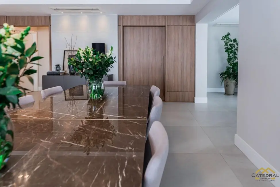 Apartamento com 3 quartos à venda, 268m2 em Anhangabaú, Jundiai - SP - imagem 6 Foto 6 de Apartamento com 3 quartos à venda, 268m2 em Anhangabaú, Jundiai - SP