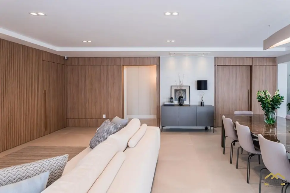 Apartamento com 3 quartos à venda, 268m2 em Anhangabaú, Jundiai - SP - imagem 1 Foto 1 de Apartamento com 3 quartos à venda, 268m2 em Anhangabaú, Jundiai - SP