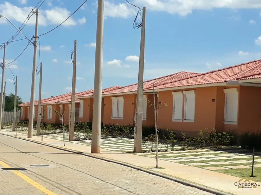 Foto 2 de Casa de Condomínio com 2 quartos à venda, 70m2 em Medeiros, Jundiai - SP