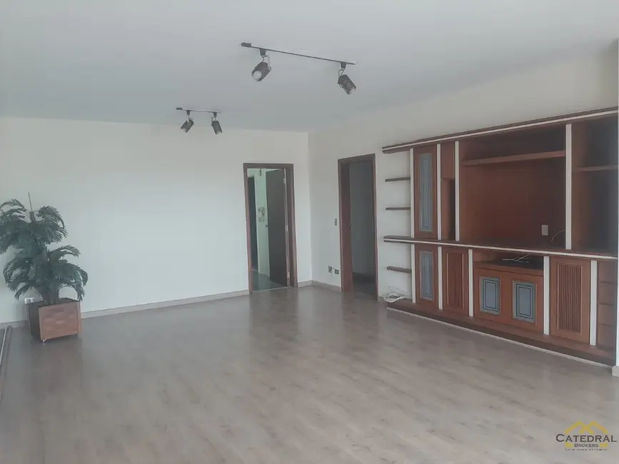 Foto 1 de Apartamento com 5 quartos à venda, 220m2 em Centro, Jundiai - SP