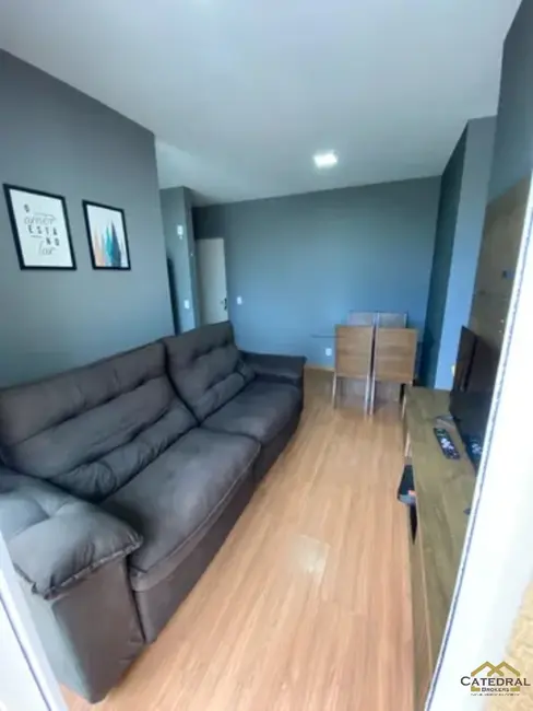 Apartamento com 2 quartos para alugar, 50m2 em Colônia, Jundiai - SP - imagem 3 Foto 3 de Apartamento com 2 quartos para alugar, 50m2 em Colônia, Jundiai - SP