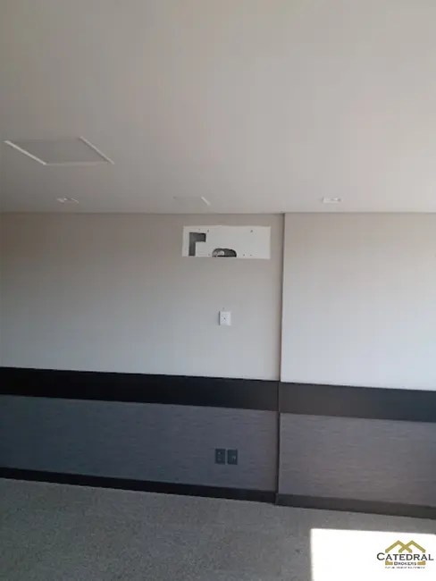 Foto 4 de Sala Comercial à venda, 45m2 em Jardim Ana Maria, Jundiai - SP