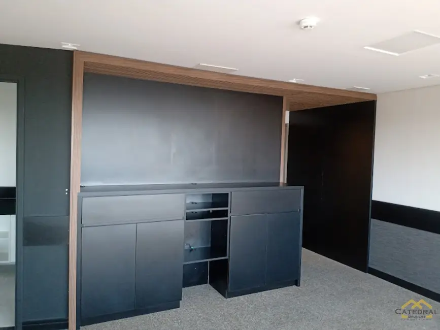 Foto 1 de Sala Comercial à venda, 45m2 em Jardim Ana Maria, Jundiai - SP