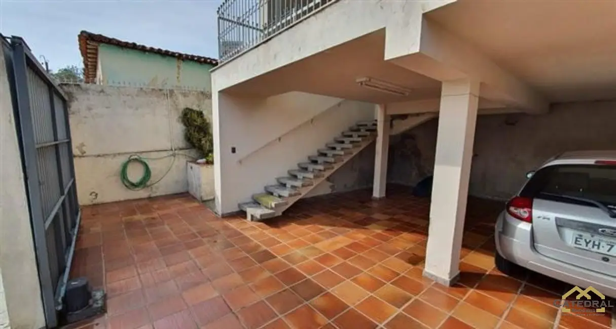Foto 1 de Casa com 2 quartos à venda, 208m2 em Jardim das Carpas, Jundiai - SP