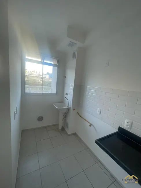 Foto 3 de Apartamento com 2 quartos para alugar, 44m2 em Ponte de São João, Jundiai - SP