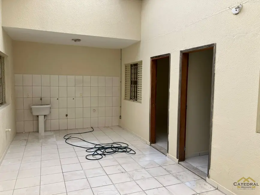 Sala Comercial com 2 quartos para alugar, 250m2 em Vila Arens II, Jundiai - SP - imagem 7 Foto 7 de Sala Comercial com 2 quartos para alugar, 250m2 em Vila Arens II, Jundiai - SP