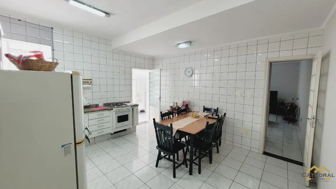 Foto 4 de Sobrado com 4 quartos à venda, 268m2 em Anhangabaú, Jundiai - SP