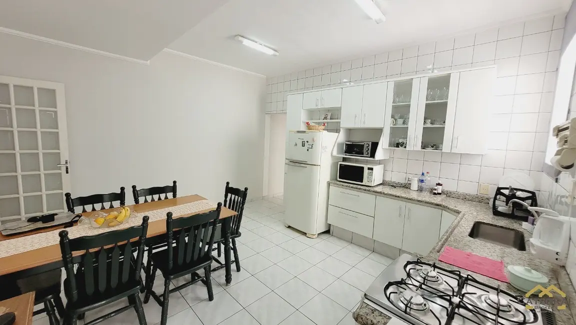 Foto 6 de Sobrado com 4 quartos à venda, 268m2 em Anhangabaú, Jundiai - SP