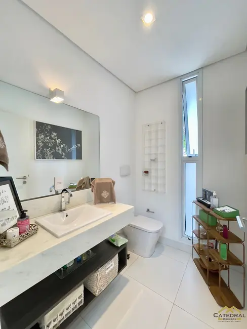 Foto 8 de Casa de Condomínio com 3 quartos à venda e para alugar, 300m2 em Horto Florestal, Jundiai - SP