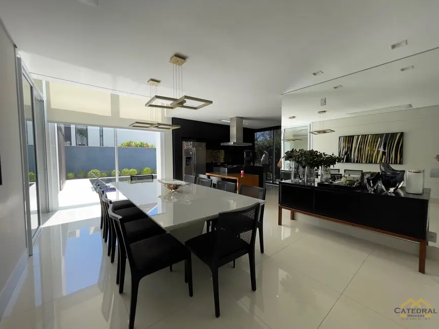 Foto 6 de Casa de Condomínio com 3 quartos à venda e para alugar, 320m2 em Horto Florestal, Jundiai - SP