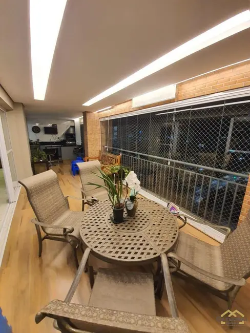 Apartamento com 3 quartos para alugar, 268m2 em Anhangabaú, Jundiai - SP - imagem 8 Foto 8 de Apartamento com 3 quartos para alugar, 268m2 em Anhangabaú, Jundiai - SP