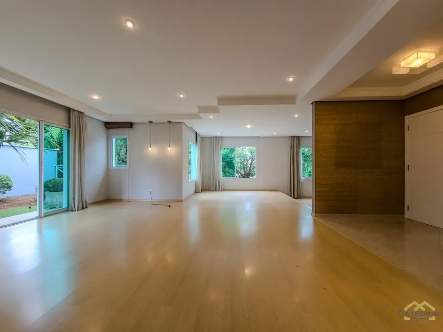Foto 3 de Casa de Condomínio com 3 quartos para alugar, 510m2 em Portal do Paraíso II, Jundiai - SP