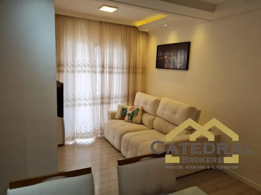 Foto 3 de Apartamento com 2 quartos para alugar, 54m2 em Vila Rami, Jundiai - SP