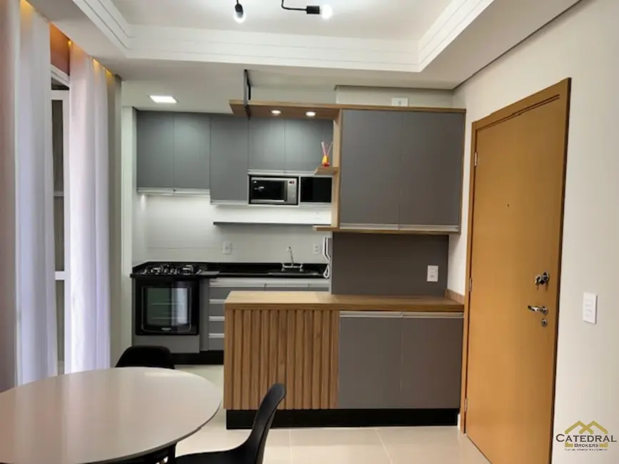 Foto 3 de Apartamento com 2 quartos para alugar, 56m2 em Horto Florestal, Jundiai - SP
