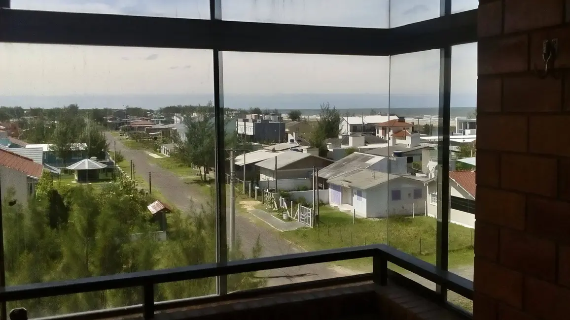 Apartamento com 3 quartos à venda, 80m2 em Capao Da Canoa - RS - imagem 3 Foto 3 de Apartamento com 3 quartos à venda, 80m2 em Capao Da Canoa - RS