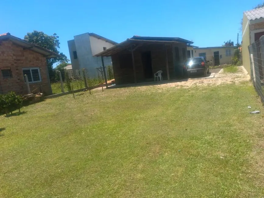 Foto 2 de Casa com 2 quartos à venda em Capao Da Canoa - RS