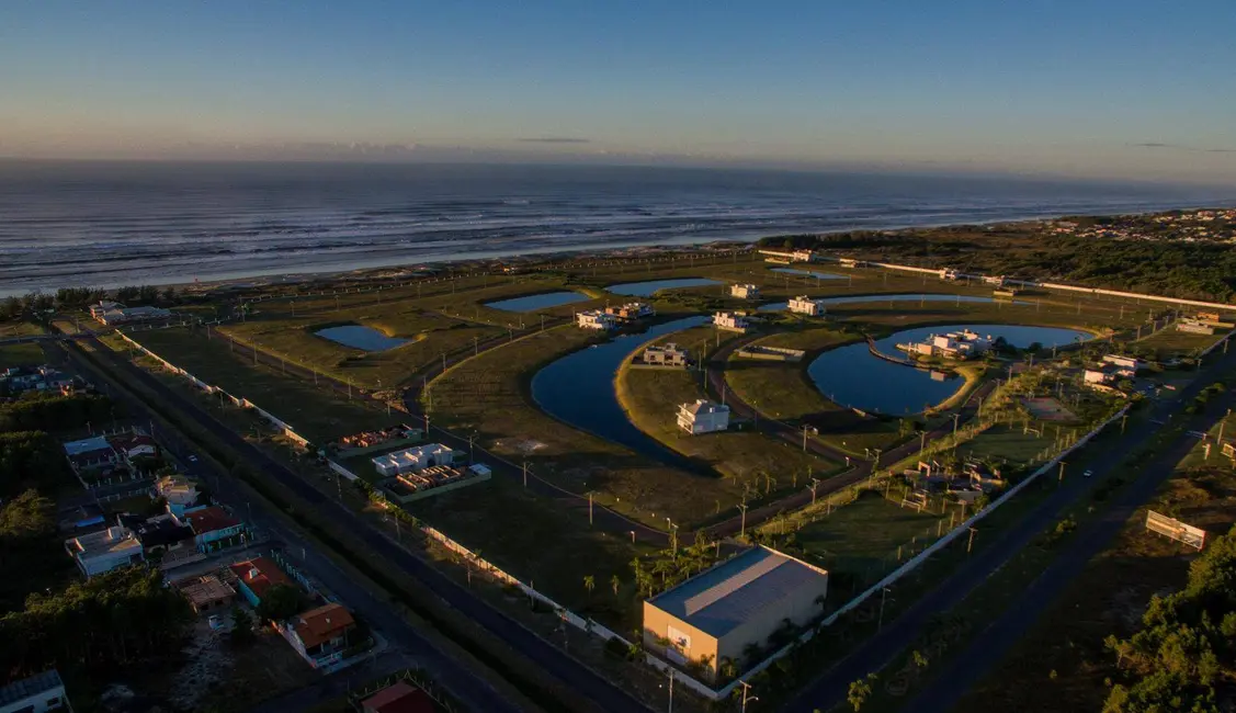Foto 4 de Terreno / Lote à venda, 458m2 em Capao Da Canoa - RS